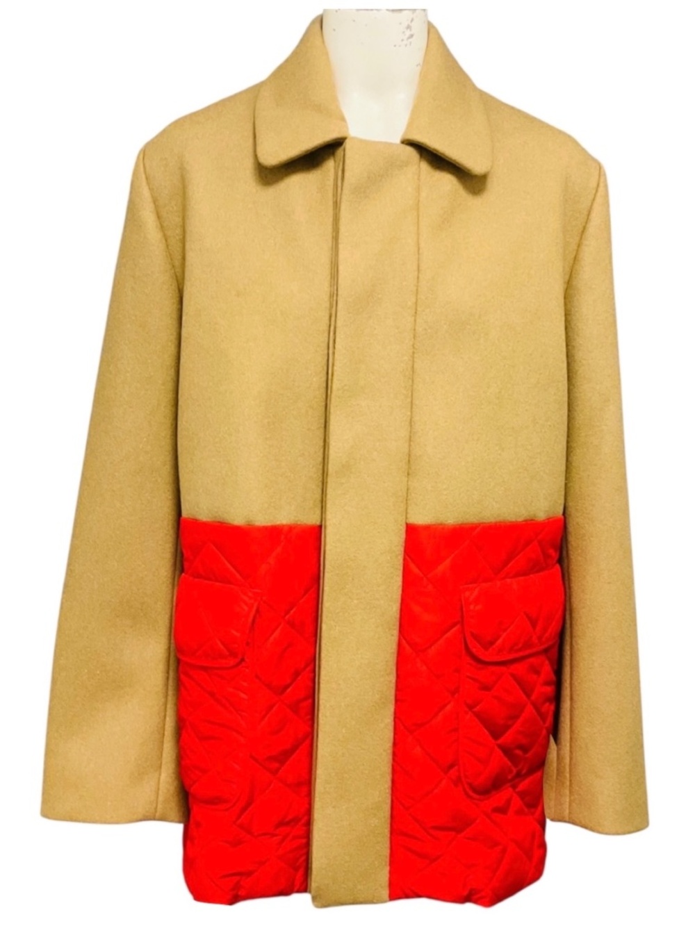 MAISON KITSUNE TAN / RED QUILTED HEM WOOL COAT